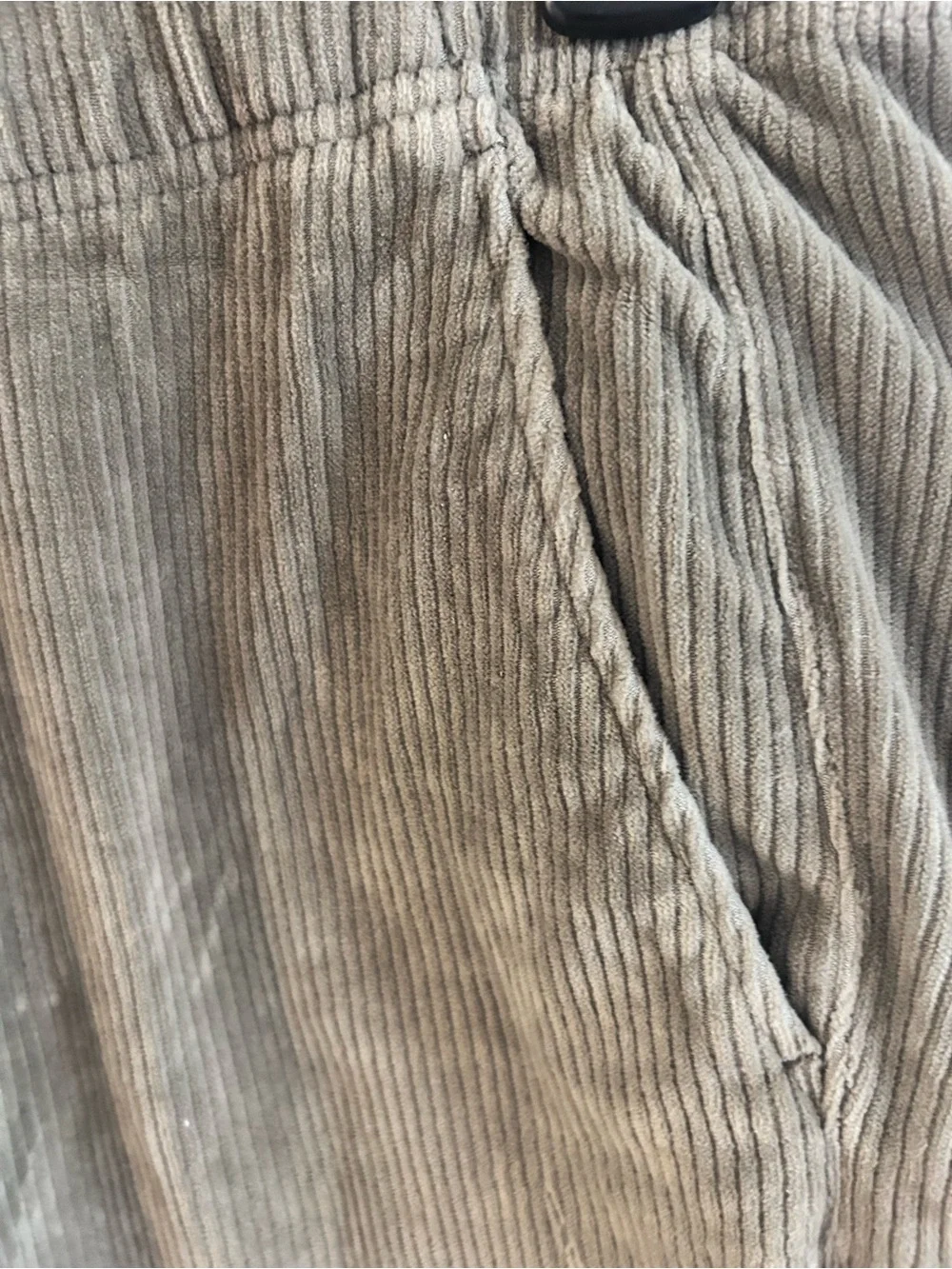 Faherty Corduroy Drawstring Utility Short medium